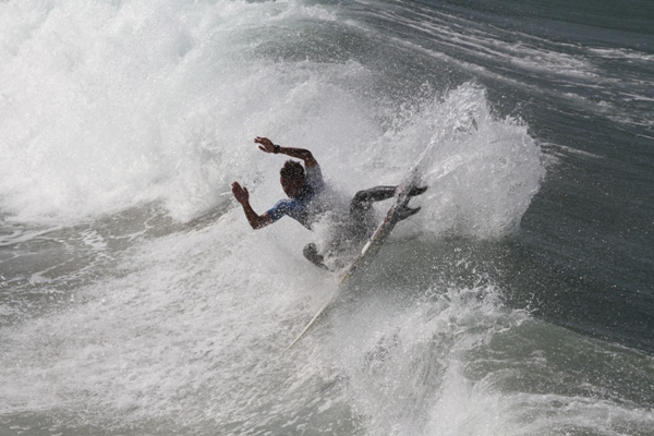 Noah Cowllins throwin twail by Balzer