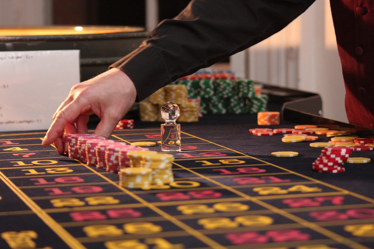 Live Dealer Casino Games: What You Need To Know - Easy Reader News