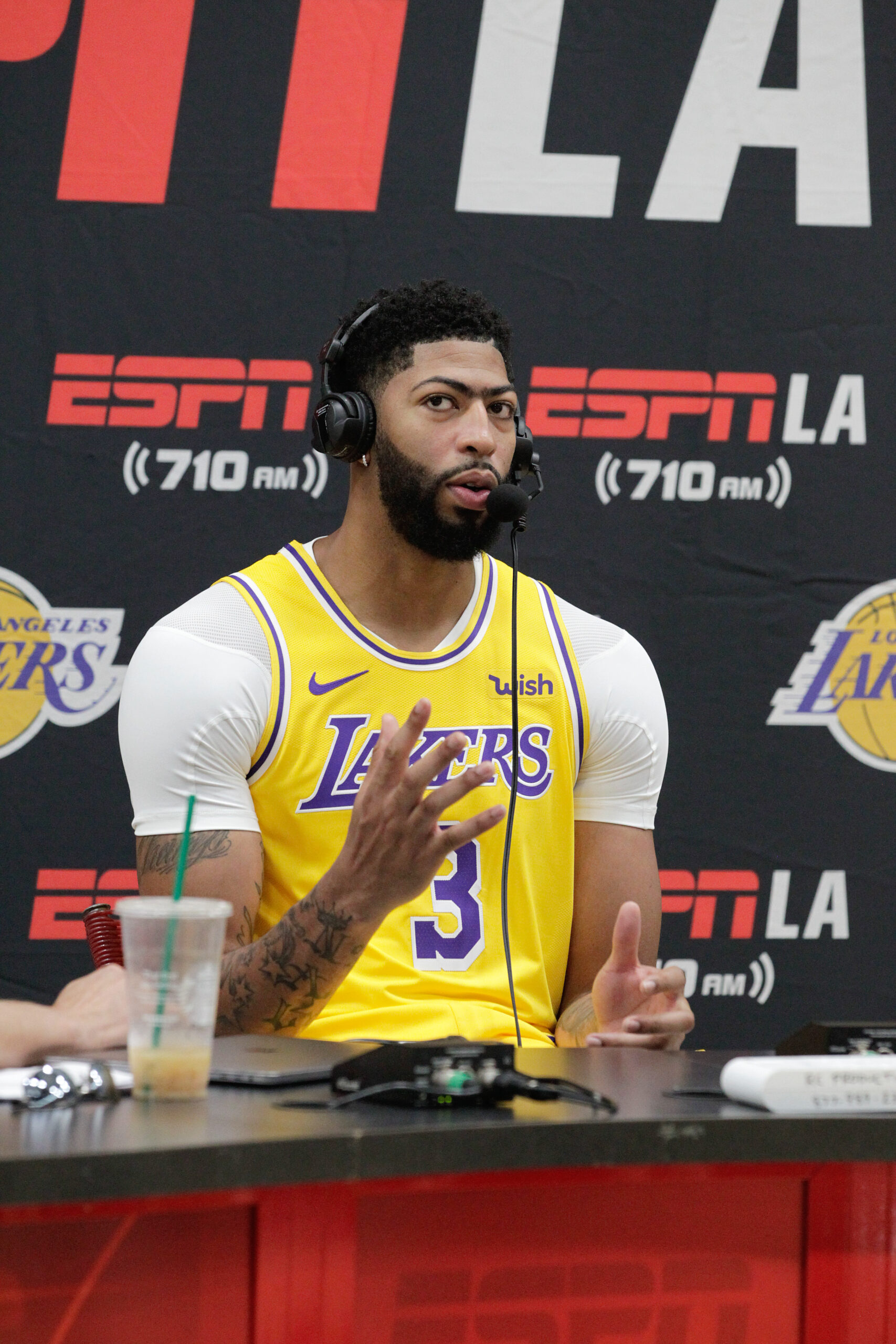 Lakers keep core around LeBron James, Anthony Davis after impressive run to  conference finals, National Sports