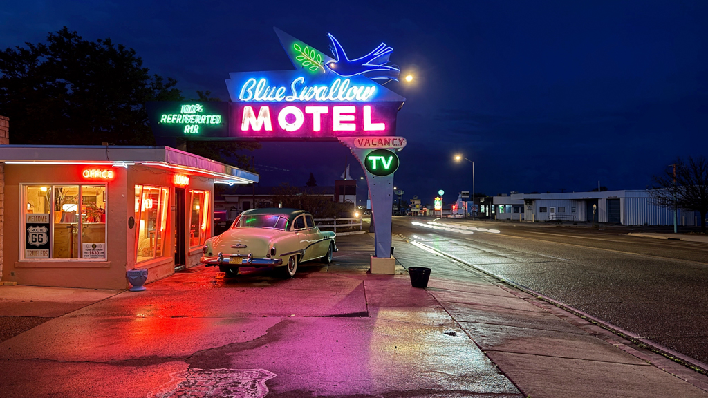 Blue Swallow Inn in Tucumcari, New Mexico. Photo by Jefferson Graham/PhotoWalksTV