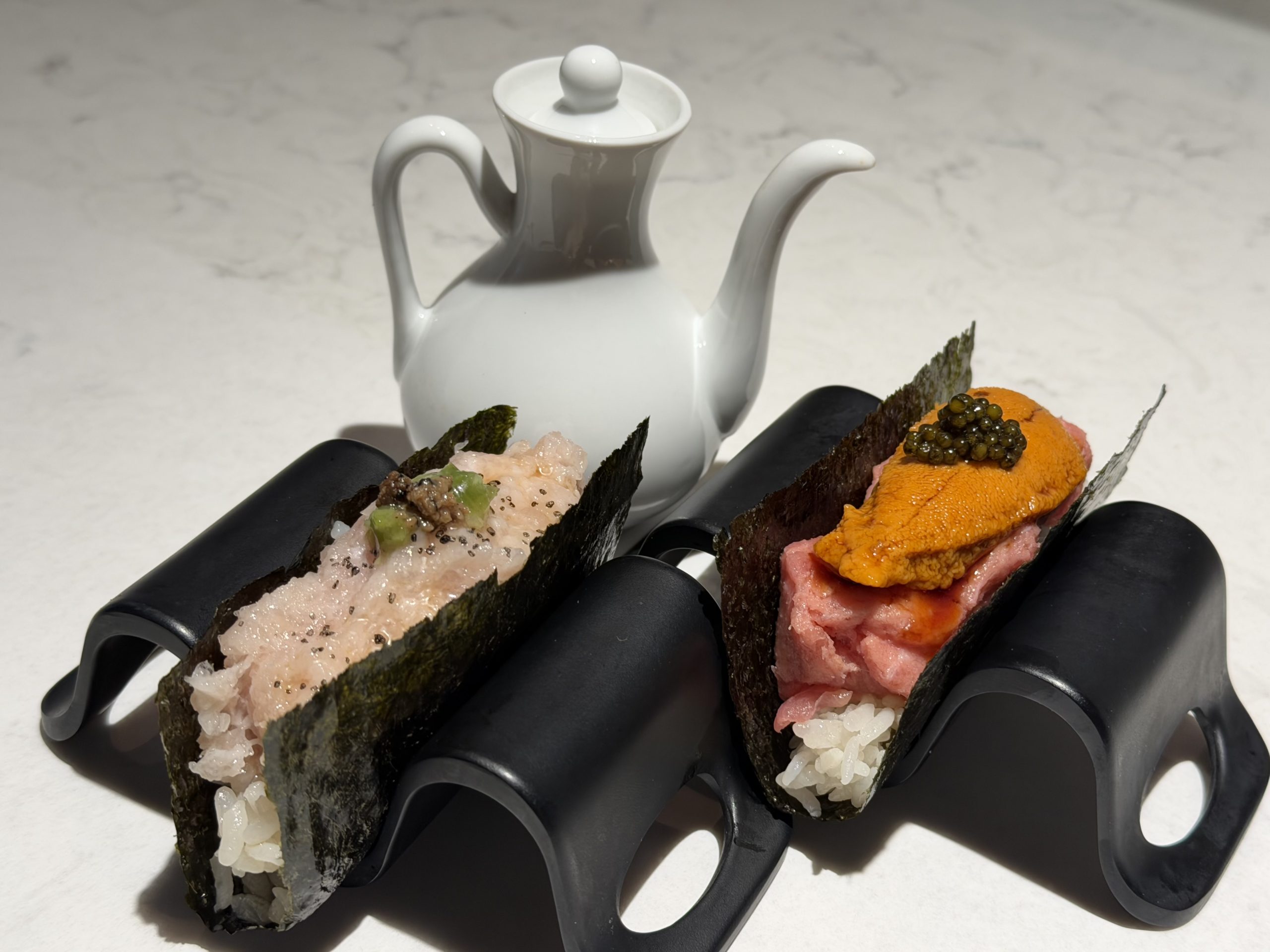 Seabutter El Segundo, Inside the sushi machine,