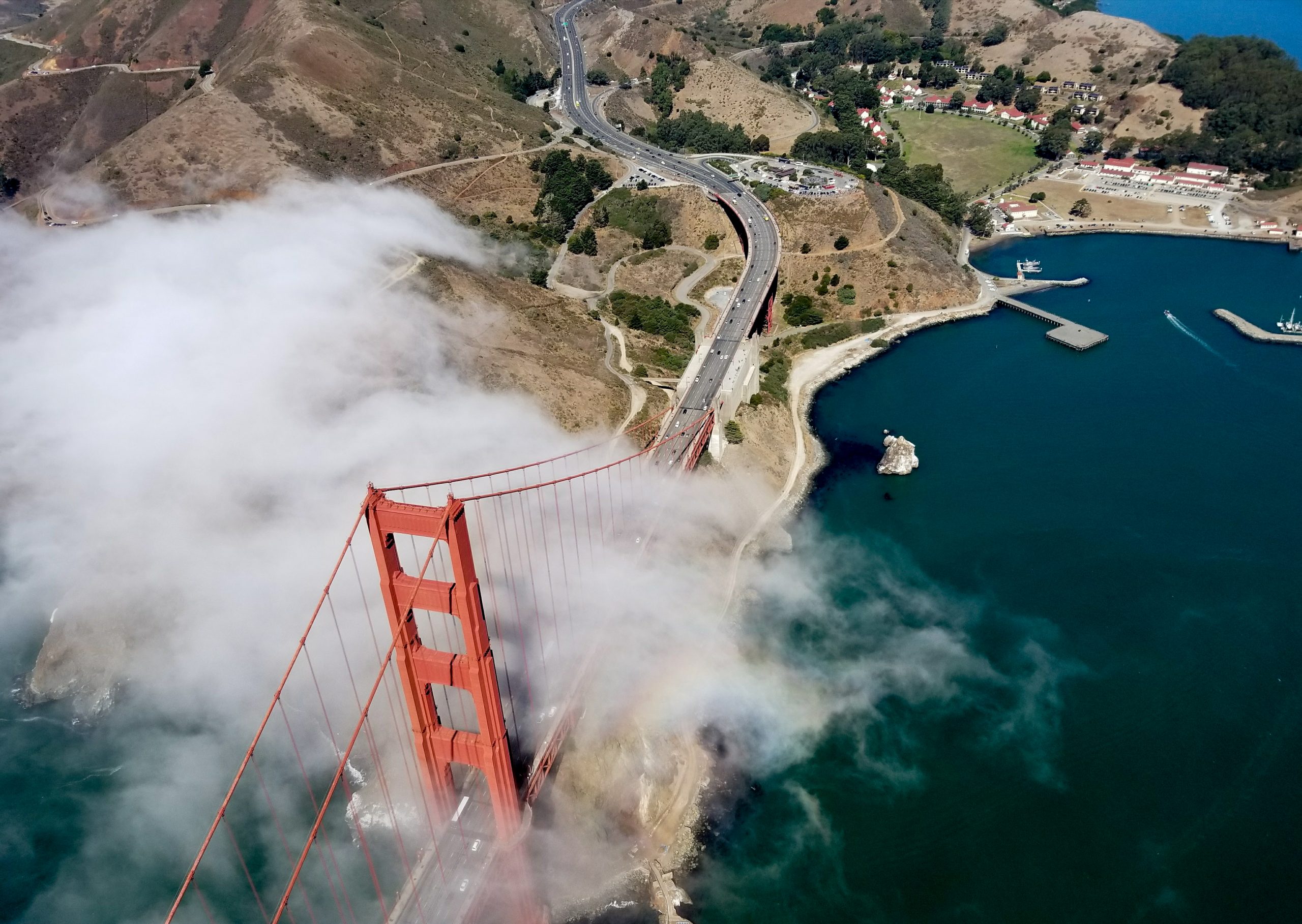 TRAVEL: Golden Gate Bridge Guide: Best Views, Walks & Photo Spots in 1 Perfect Day