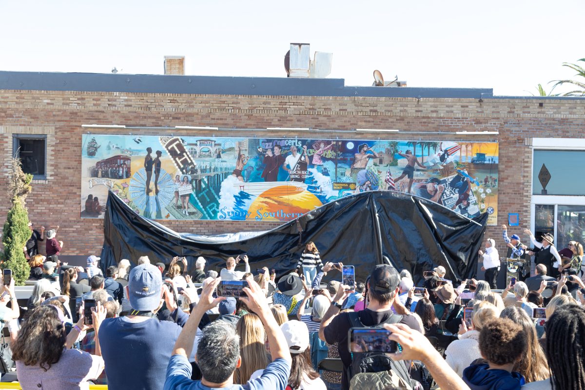 The updated Hermosa Beach Centennial Mural is unveiled during a community celebration on Saturday, January 10. Photo by Kevin Cody