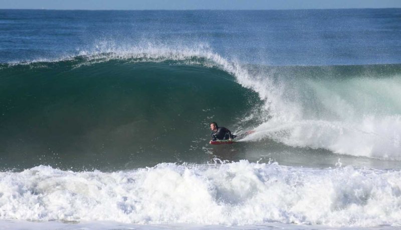 Silva and friends charge Hermosa